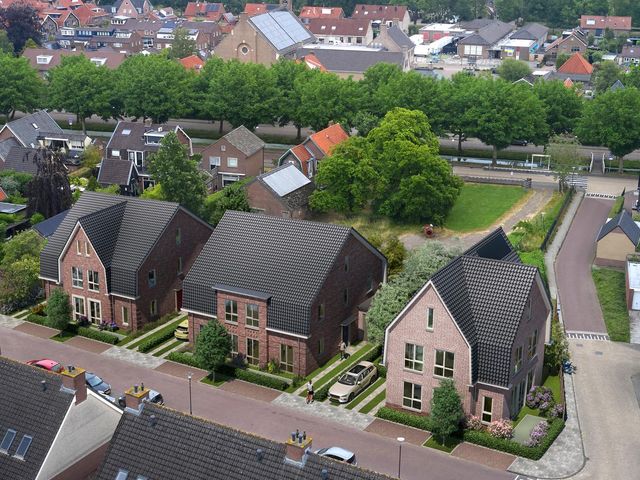 IJsbaan 10, Bunschoten-Spakenburg