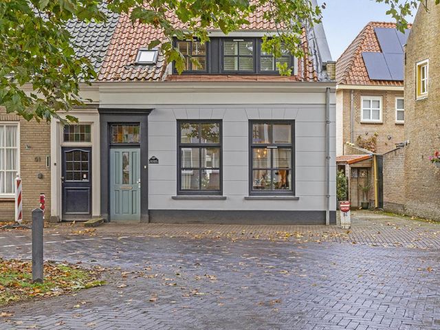 Raadhuisstraat 49, Terheijden