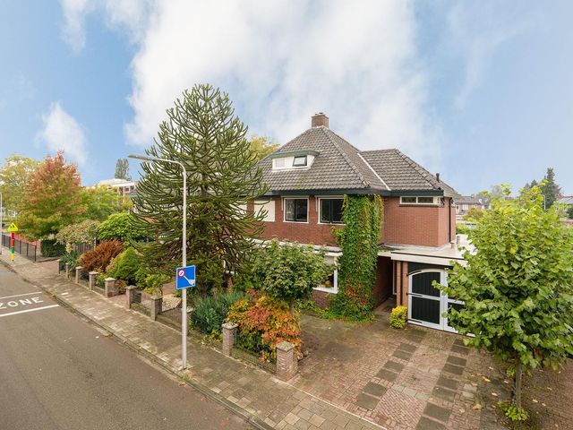 Wicher Nijkampstraat 62, Enschede