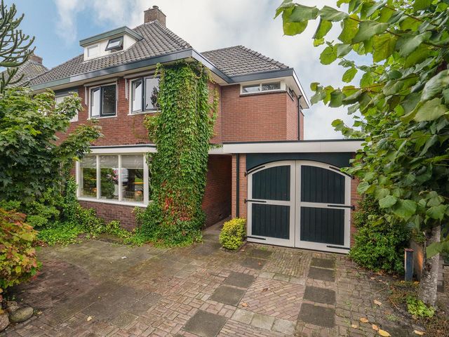 Wicher Nijkampstraat 62, Enschede