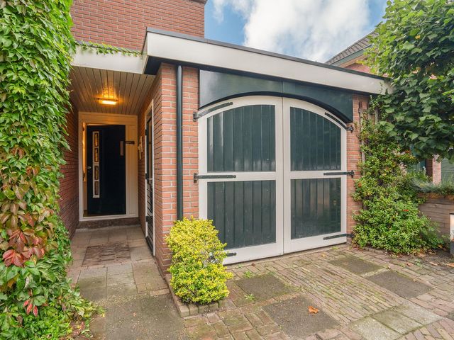 Wicher Nijkampstraat 62, Enschede
