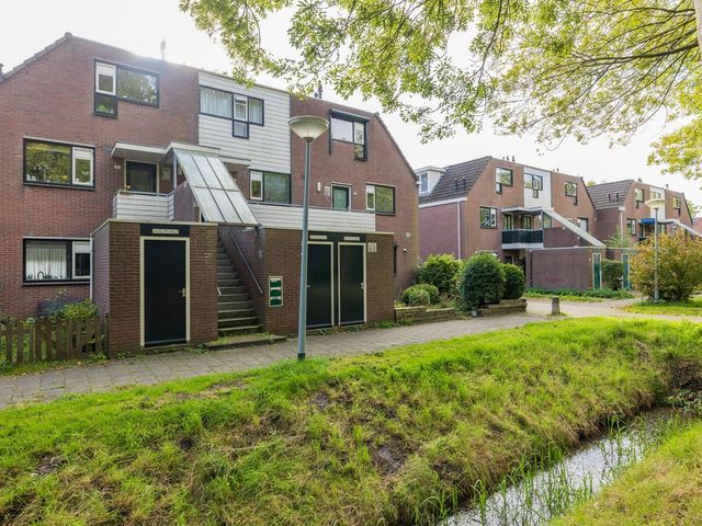 Stoholm 165, Hoofddorp