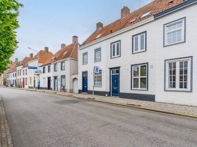 Hoogstraat 25, Sluis