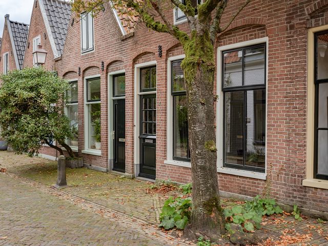 Gedempte Appelhaven 12, Hoorn