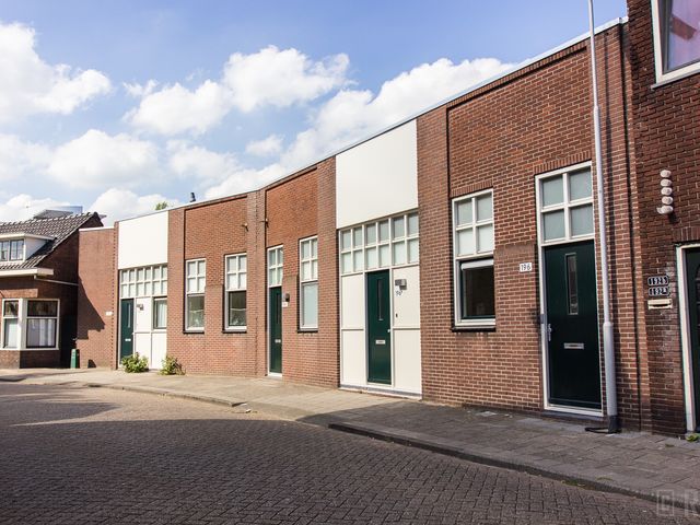 Hogendijk 196, Zaandam