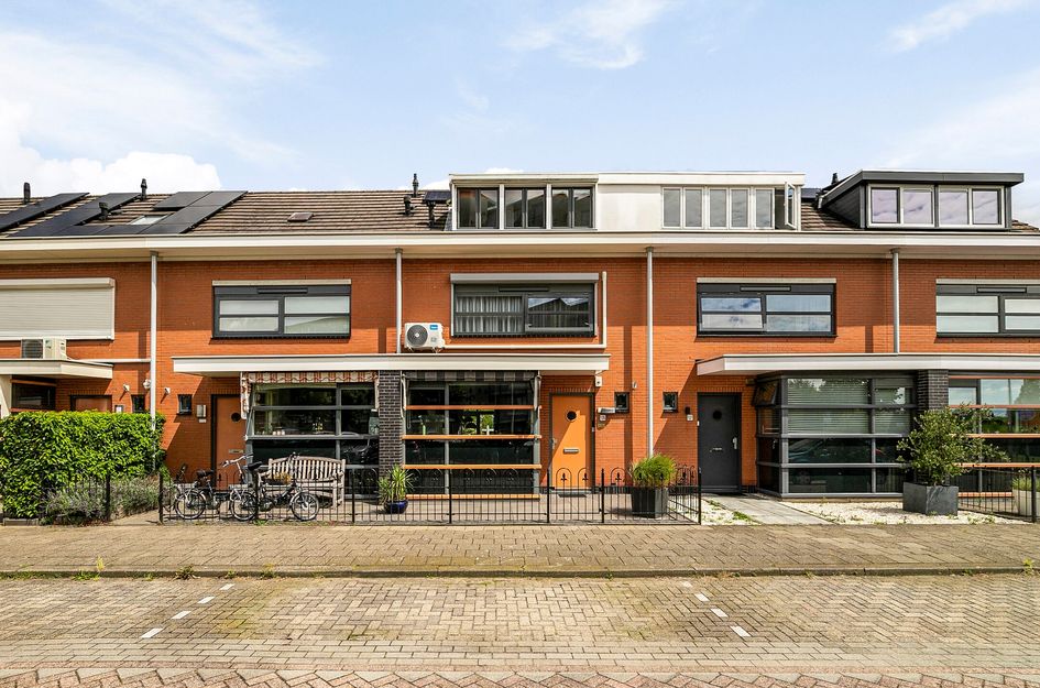 Donizettistraat 135