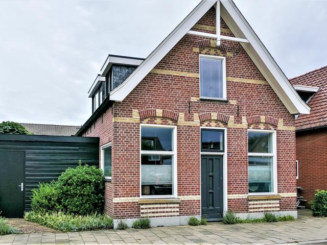 Javastraat 32, Hengelo