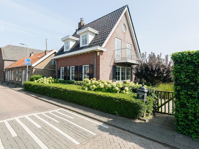 Pruimendijk 348, Ridderkerk