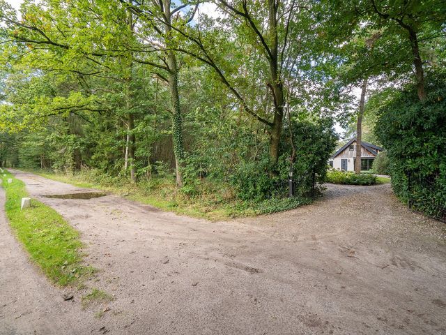 Hartjesbosweg 6, Enschede