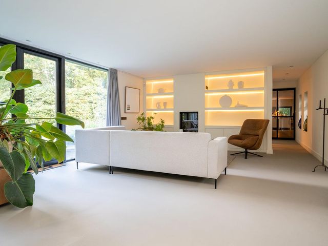 Hartjesbosweg 6, Enschede