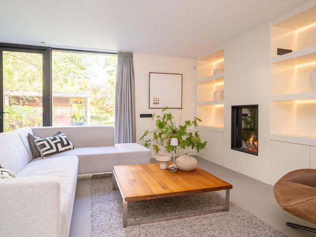 Hartjesbosweg 6, Enschede