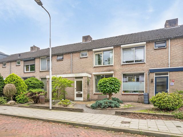 Baroniestraat 9, Huijbergen