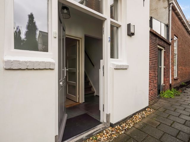 Van Slingelandtstraat 2, Delft