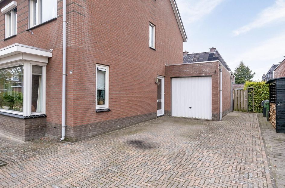 Refterstraat 32