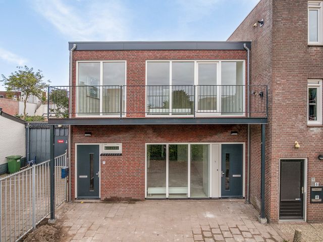 Pompstraat 6A, Steenbergen