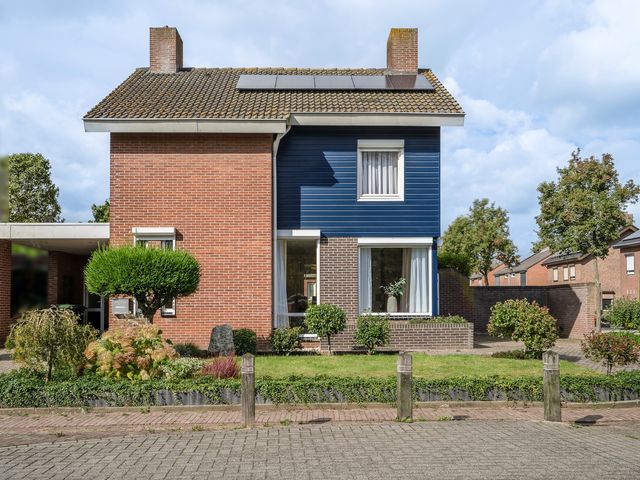 Gouverneur Houbenstraat 40, Stevensweert