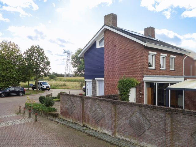 Gouverneur Houbenstraat 40, Stevensweert