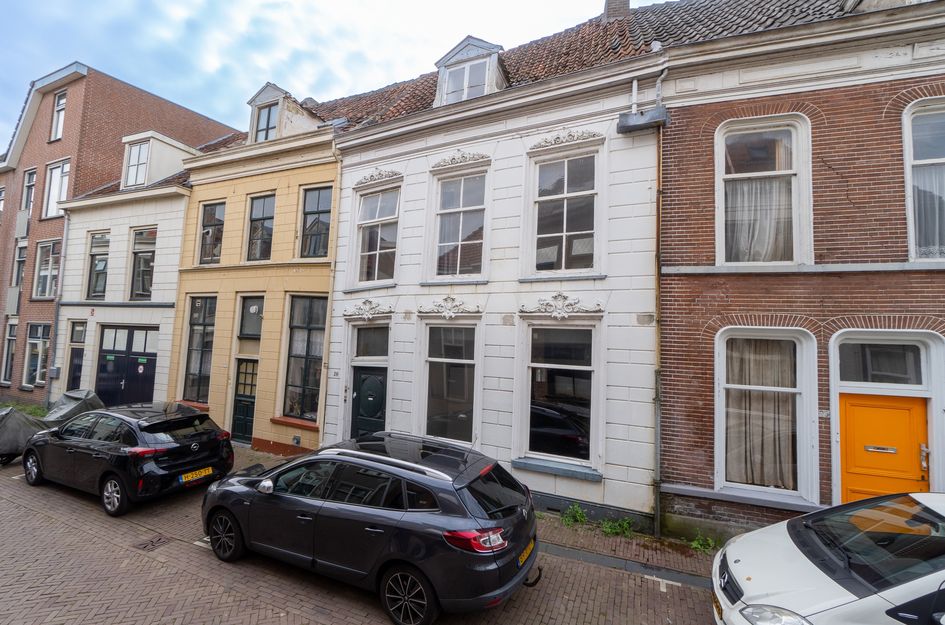 Buiten Nieuwstraat 24