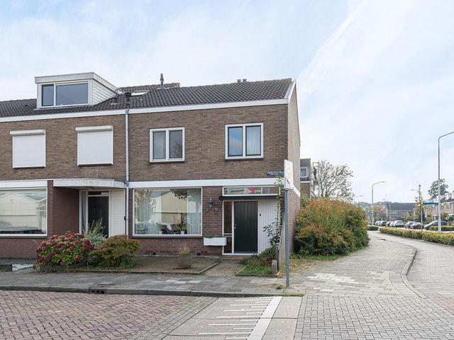 Rubensstraat 2, Papendrecht