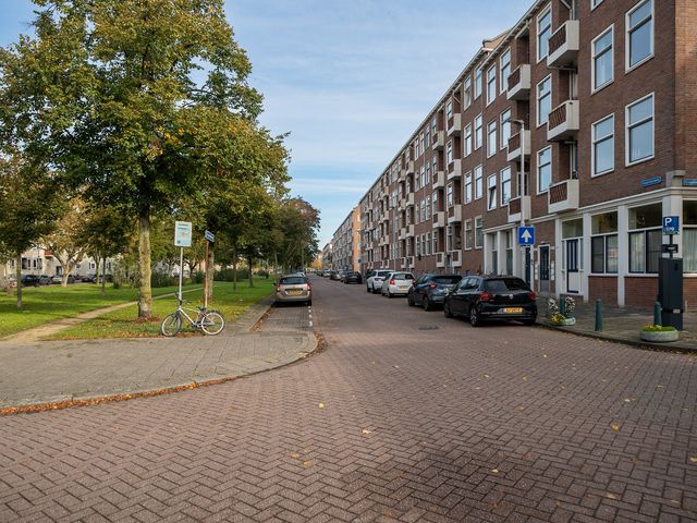 Hogenbanweg 122A, Rotterdam