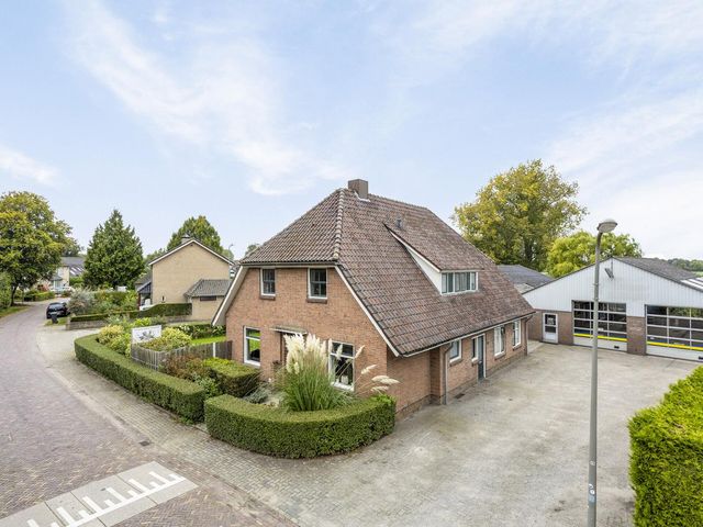 Hoogstraat 14, Deursen-Dennenburg