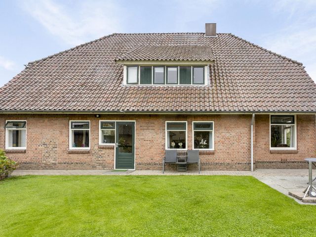 Hoogstraat 14, Deursen-Dennenburg