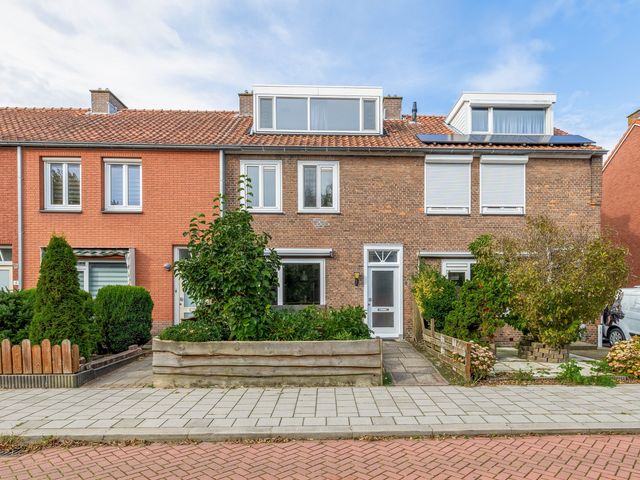 Meidoornstraat 8, Waddinxveen