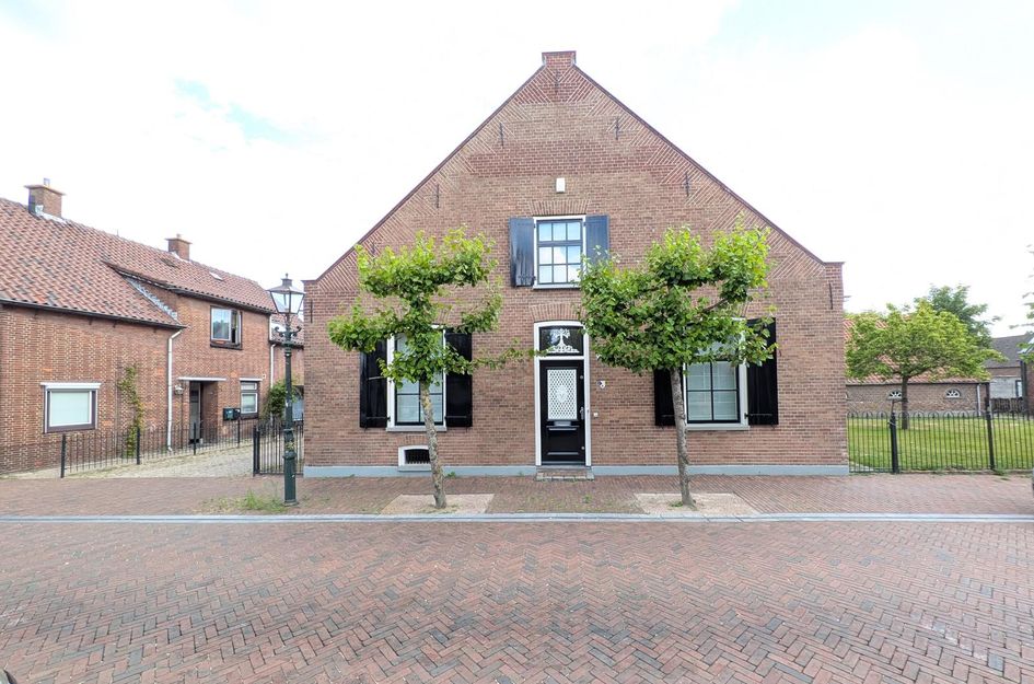 Dorpsstraat 75