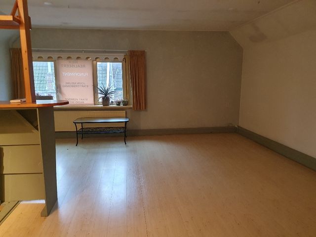 Schilderend 19, Den Burg