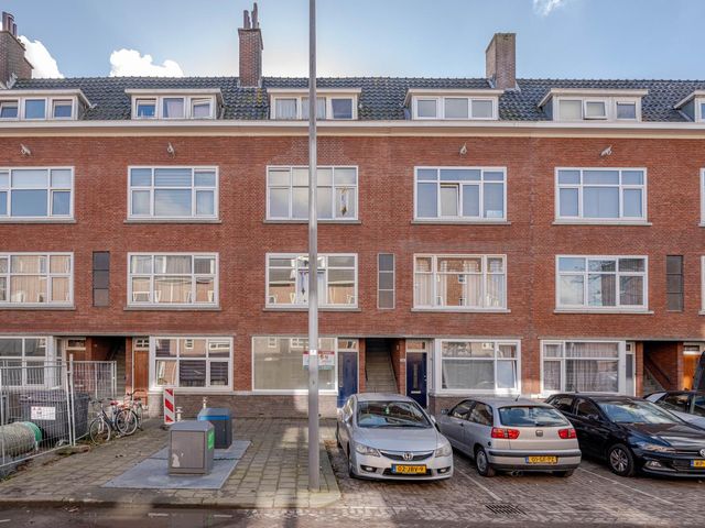 Bas Jungeriusstraat 74A, Rotterdam