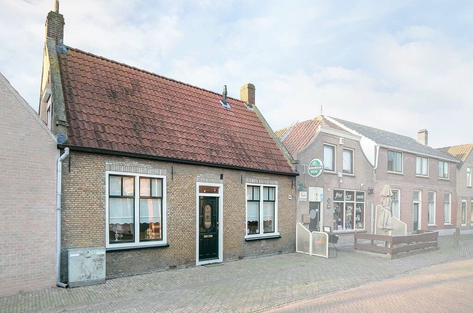 Dorpsstraat 12