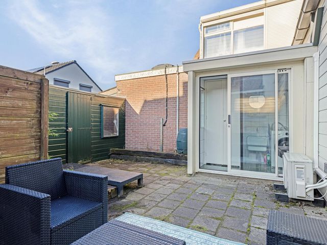 Dorpsstraat 12, Sirjansland