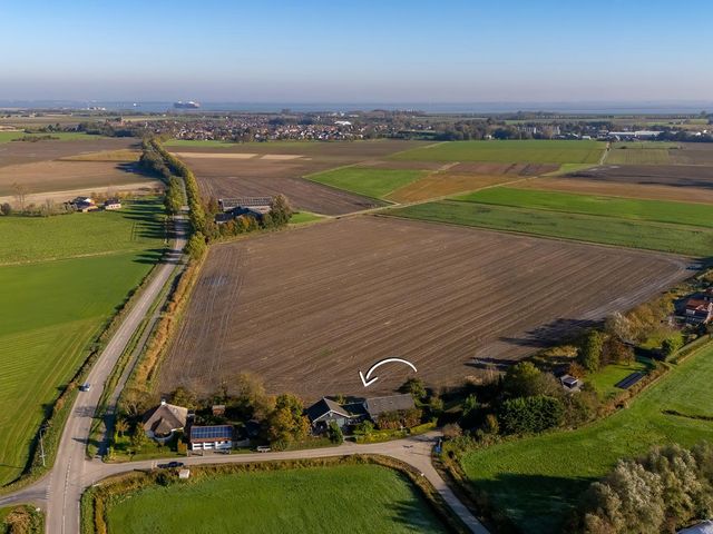 Plattedijk 11, Hengstdijk