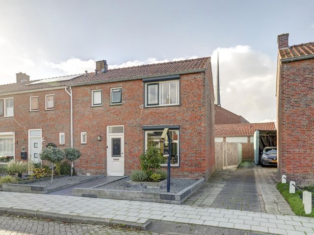 Meidoornstraat 7, Nieuwerkerk