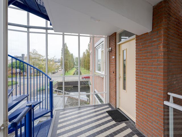 Bram Limburgstraat 110, Voorschoten