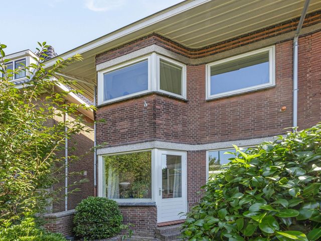 Rhijngeesterstraatweg 112, Oegstgeest