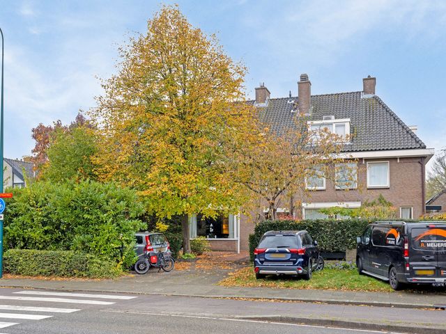 Rhijngeesterstraatweg 107, Oegstgeest