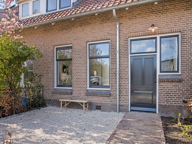 Endegeesterstraatweg 18, Oegstgeest