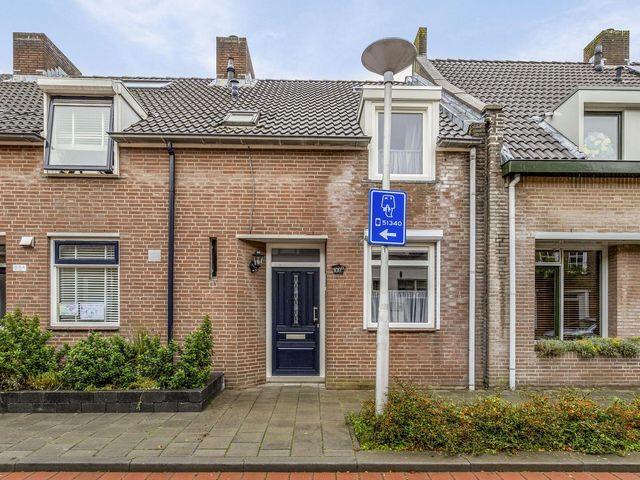 Lanciersstraat 100a, Tilburg