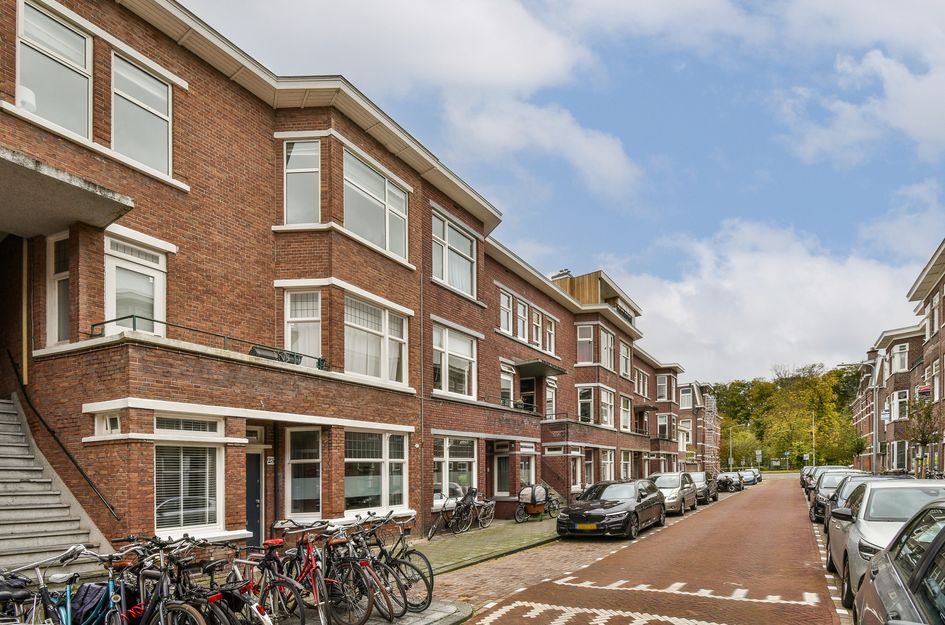 De Moucheronstraat 25