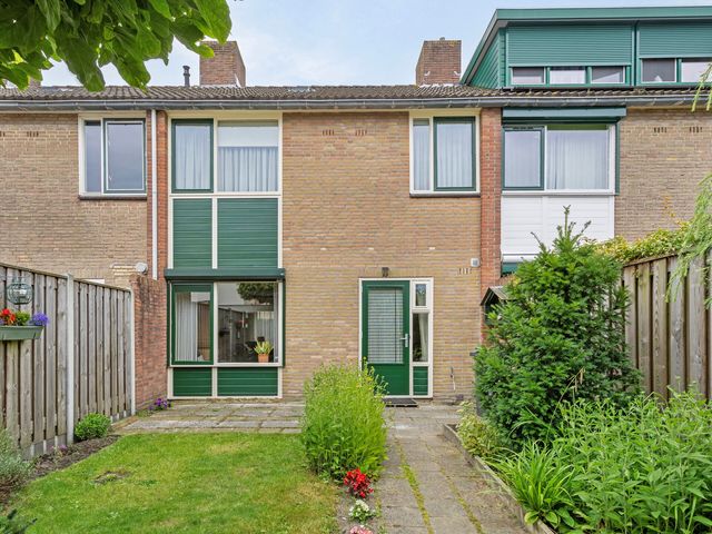 Van der Nootlaan 4, Roosendaal