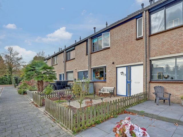 Kreekstraat 9, 'S-Gravendeel