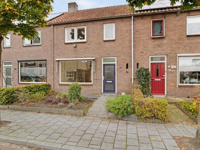 Veenstraat 12, IJsselmuiden