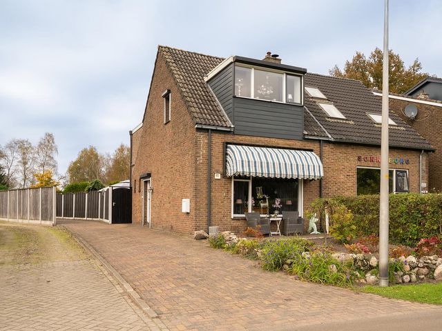 Schipholtstraat 412, Enschede