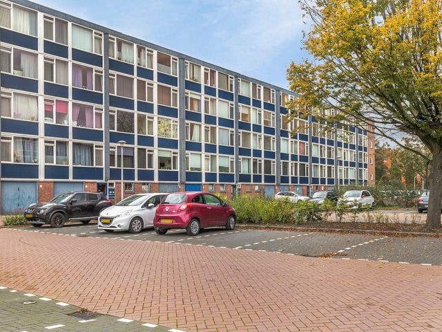 Albert Cuypstraat 85, Capelle aan den IJssel