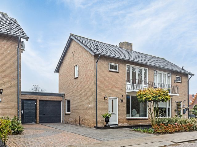 Mesdagstraat 7, Kesteren