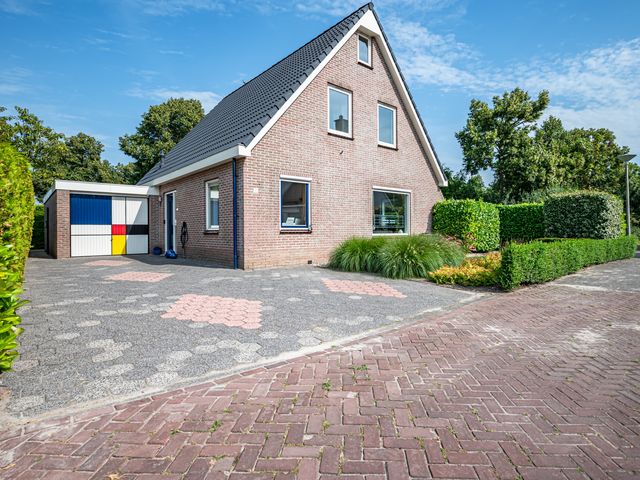 Oldambt 10, Emmeloord