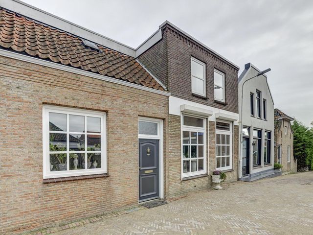 Stekelstraat 8, Nieuwerkerk