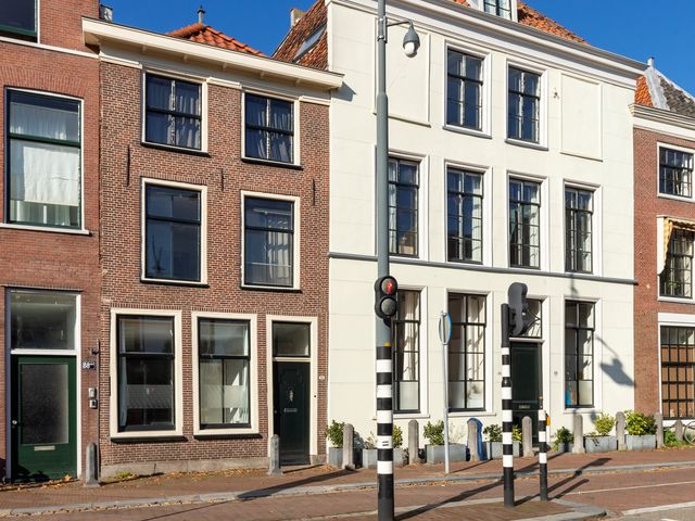 Hooigracht 90, Leiden