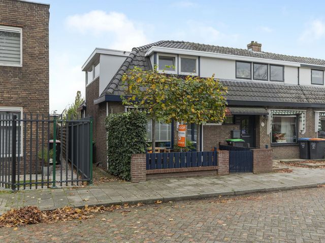 de Wetstraat 48, Ridderkerk